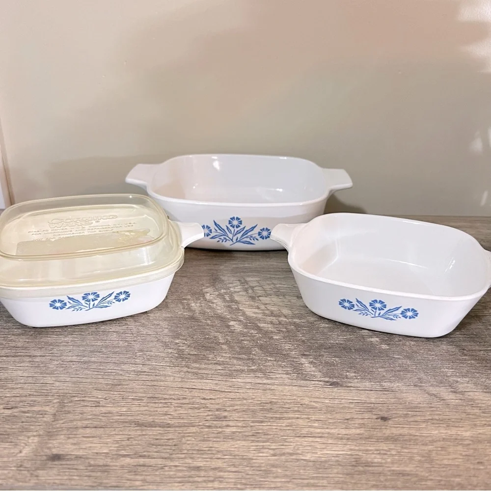 Set of 3 Vintage Cornflower Blue Corning Ware Casserole Dishes 2 Petite & a 1 Qt
